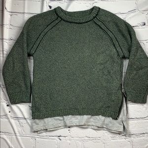 Crew neck sweater